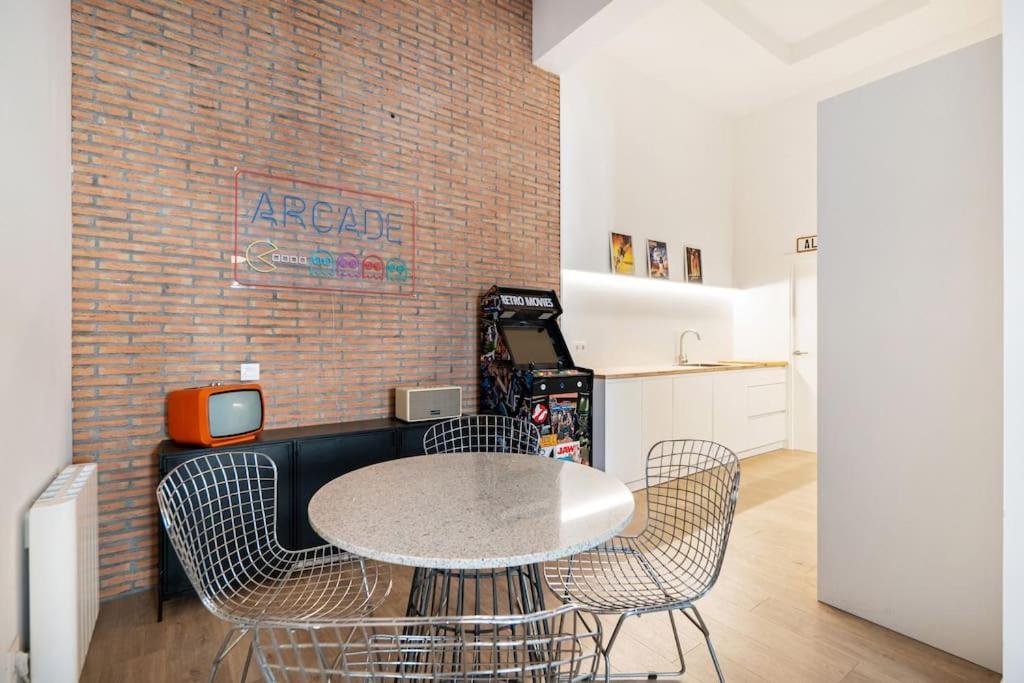Bowie House - Madrid River-A-Salvad エクステリア 写真