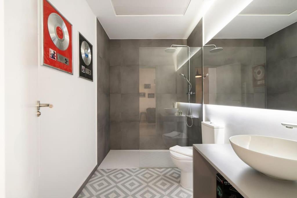 Bowie House - Madrid River-A-Salvad エクステリア 写真